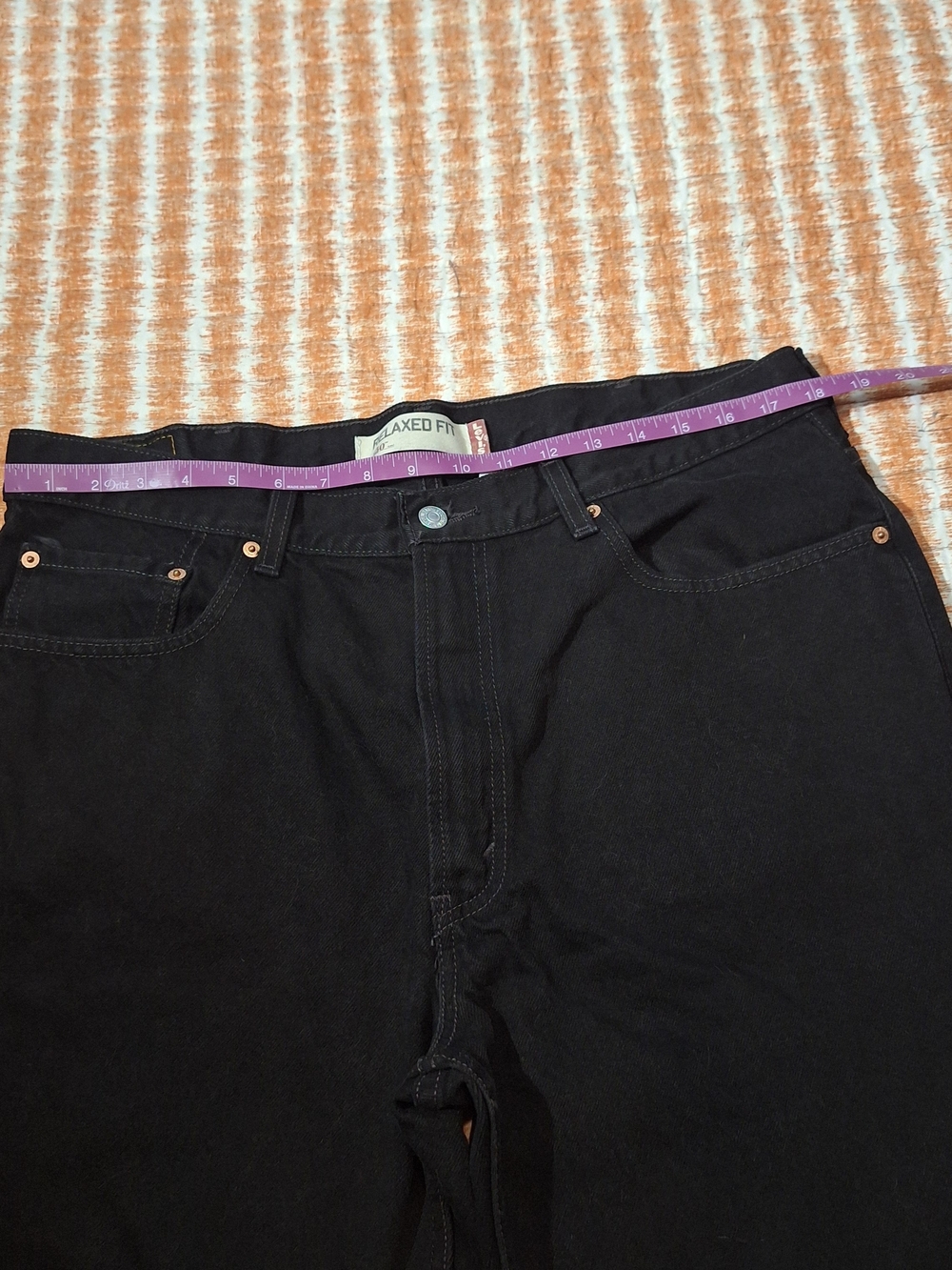 Levi's 100% Cotton Black Straight-Leg Jeans - Picture 4 of 12